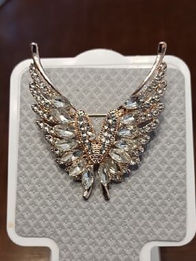 Crystal Wing Brooch - Rose Gold Tone